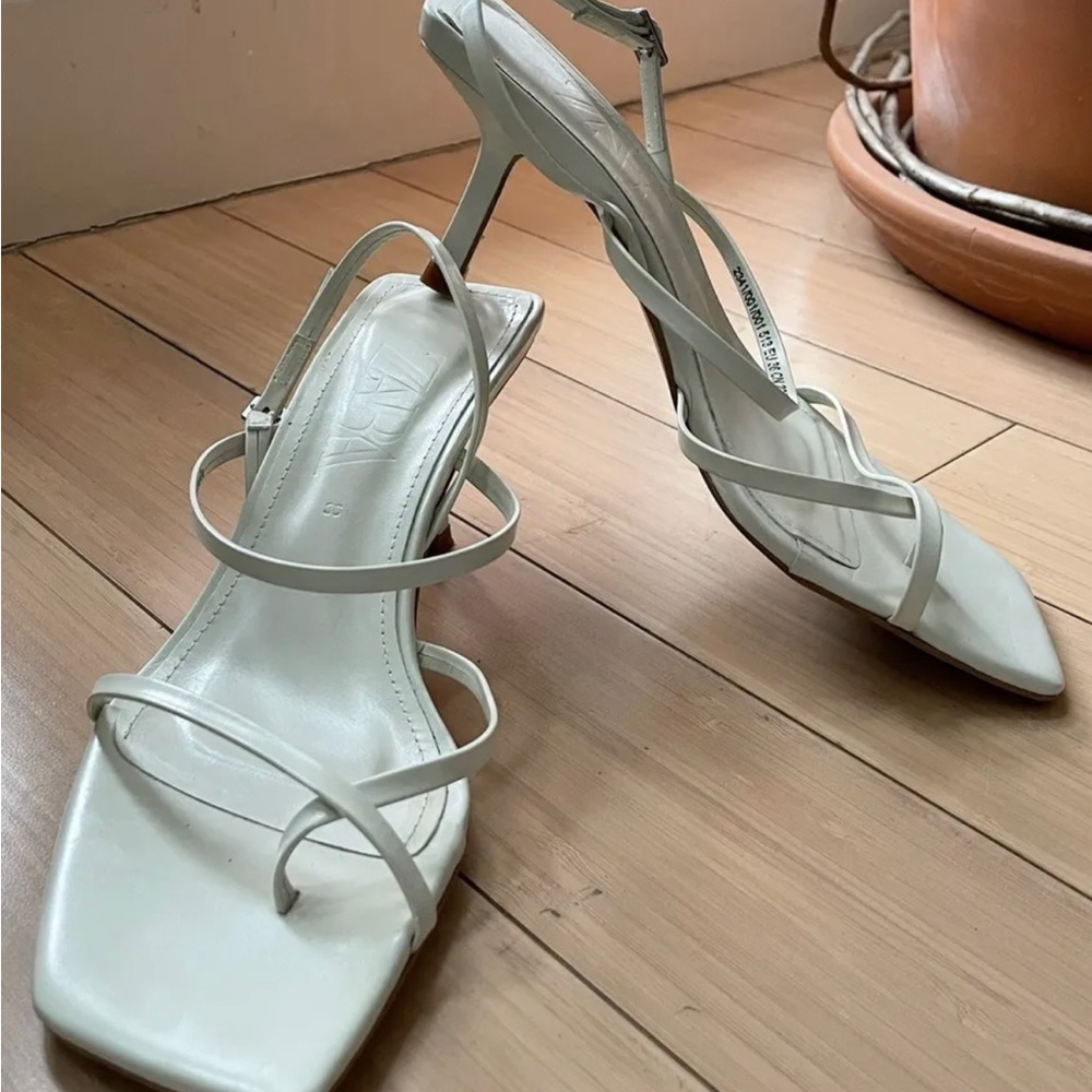 Zara Woman White Genuine Leather Square Toe Strappy Heel Sandals 36 6.5